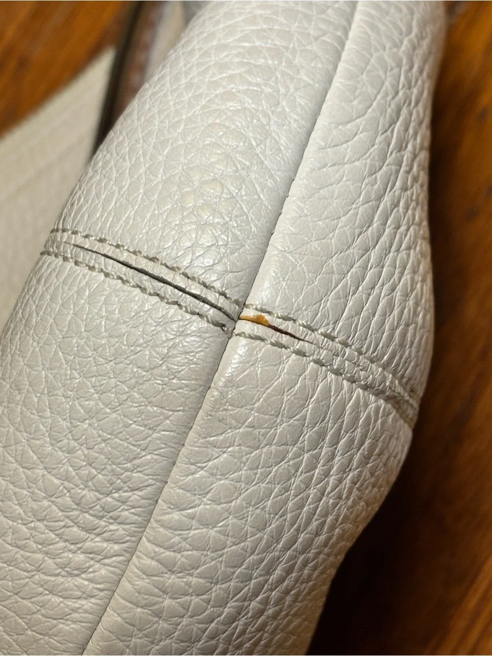 Vintage Y2K Coach Soho Ivory Leather Hobo Shoulder Bag F13106